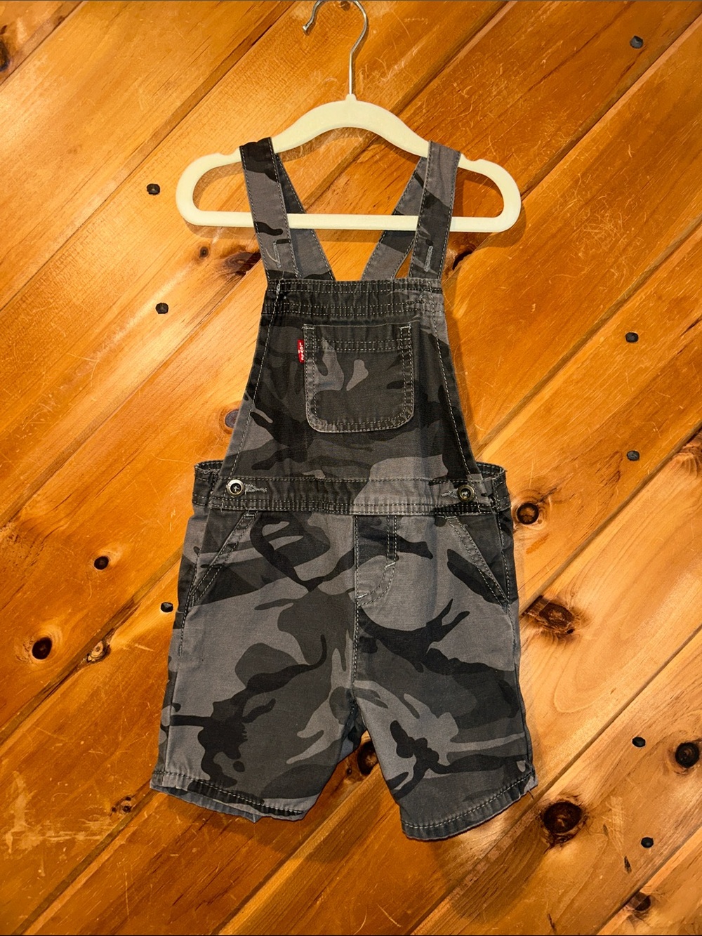 Levi's toddler boy's gray camo print denim shortall overalls 3T